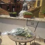לינה וארוחת בוקר La Terrazza Dei Miracoli *
