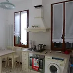 לינה וארוחת בוקר La Terrazza Dei Miracoli ונציה