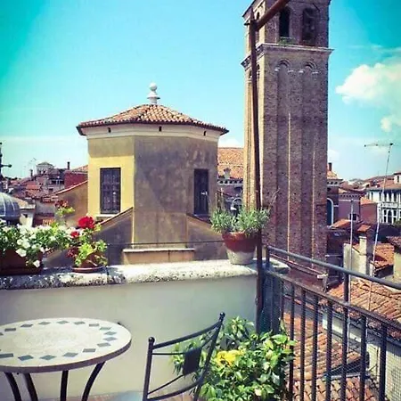La Terrazza Dei Miracoli