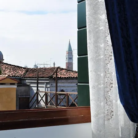 La Terrazza Dei Miracoli Alojamento de Acomodação e Pequeno-almoço